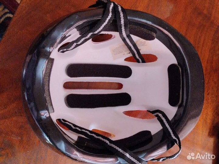 Велошлем + на колено защита