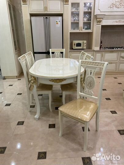 Столы и стулья для кухни новые