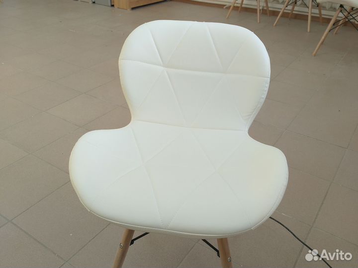 Стул eames butterfly