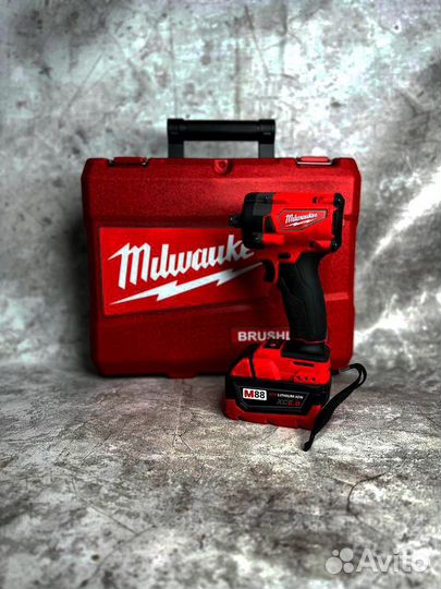 Гайковерт milwaukee