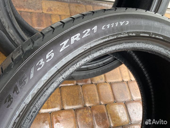 Pirelli P Zero 315/35 R21 111Y