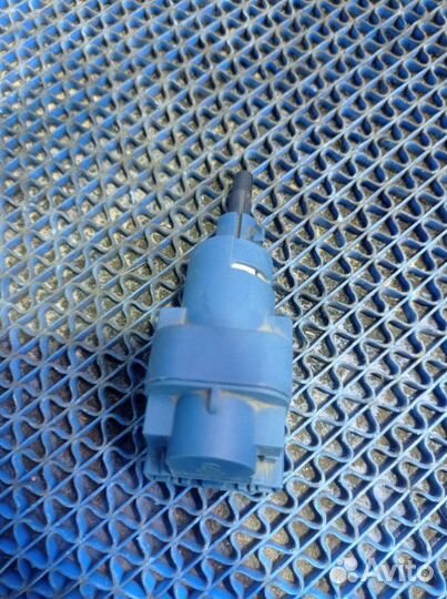 Датчик педали сцепления Volkswagen Polo 5 седан