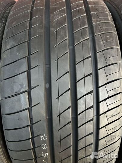 Kapsen RS26 Practical Max HP 265/45 R21 93Y