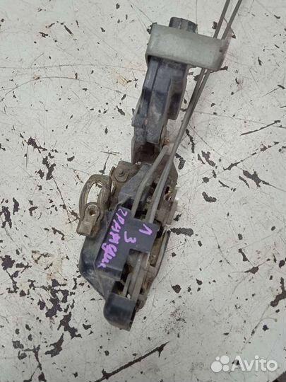 Замок задний левый mitsubishi chariot grandis
