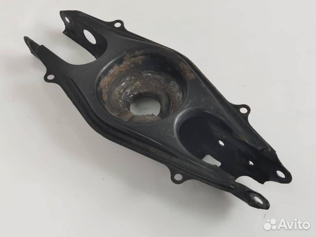 Рычаг задний нижний Mercedes-Benz CLS-Класс