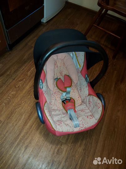 Детская автолюлька Maxi-cosi Cabrio-Fix