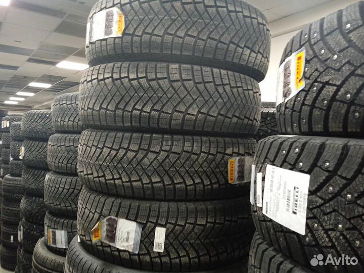 Pirelli Ice Zero FR 225/50 R17 98