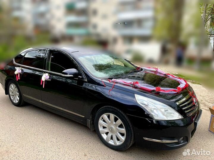 Свадебные украшения на машину