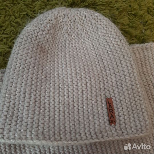 Комплект шапка и снуд