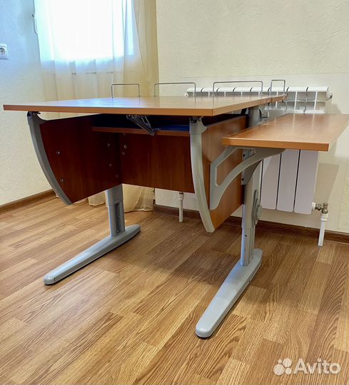 Стол растущий учебный Дэми для школьника до 165см