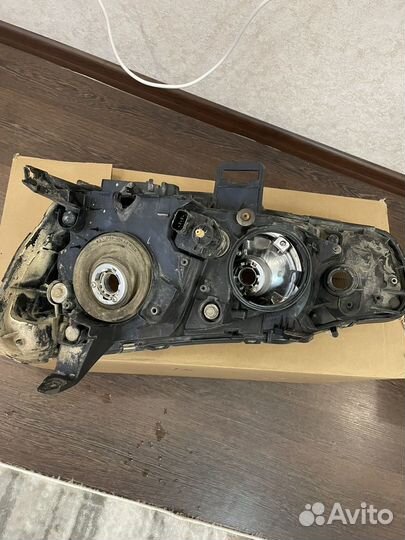 Фары на mitsubishi lancer 10