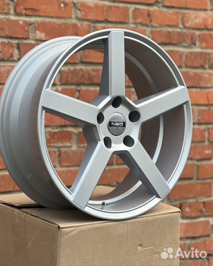 Neo V03 R18 / 5x114.3