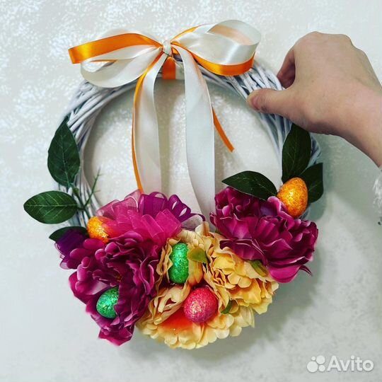 Венок из ротанга на Пасху