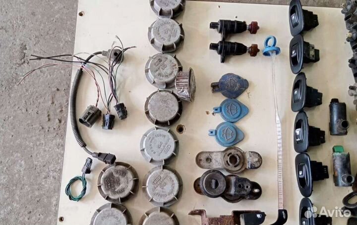 Всякую мелочь на Kia Spectra