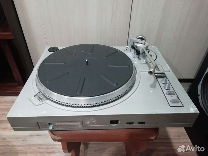 Проигрыватель винила арктур 006