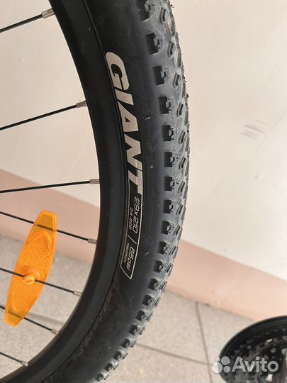 Покрышки 29 2.1 giant kenda