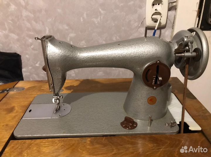 Швейная машина Подольск