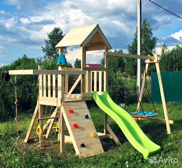 Деткая площадка уличная из дерева