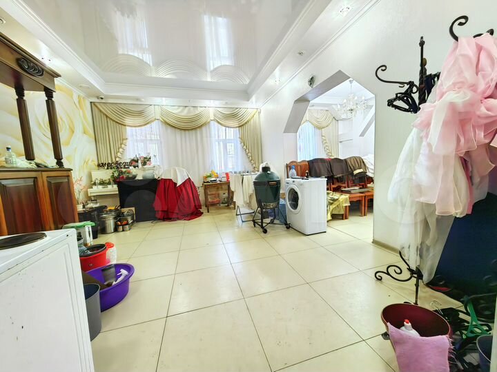 Офис в центре города с водой, 73-180 м²