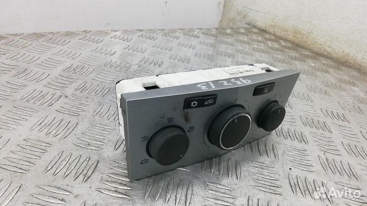 Блок управления климатической установкой Opel Astr