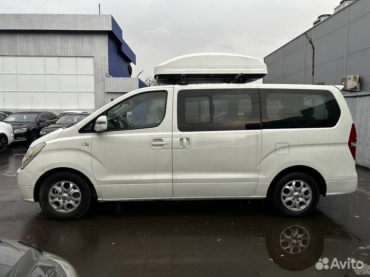 Hyundai Grand Starex 2.5 AT, 2011, 146 300 км