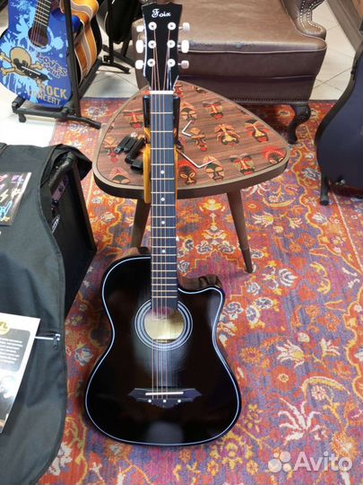 Гитара комплект чехол и аксессуары