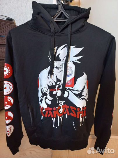 Новый спортивный костюм для мальчика