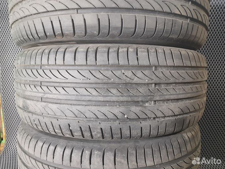 Pirelli Powergy 215/55 R17