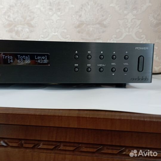 Audiolab 8200 CDQ