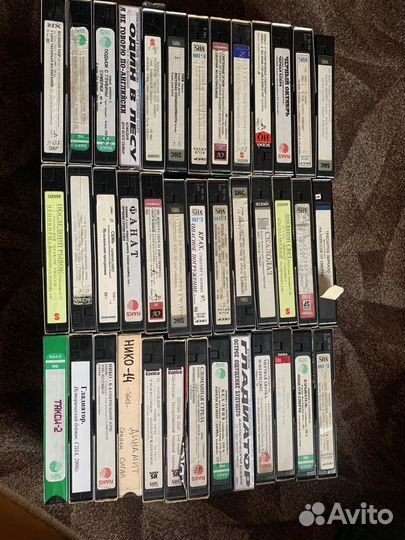 Видеокассеты с фильмами