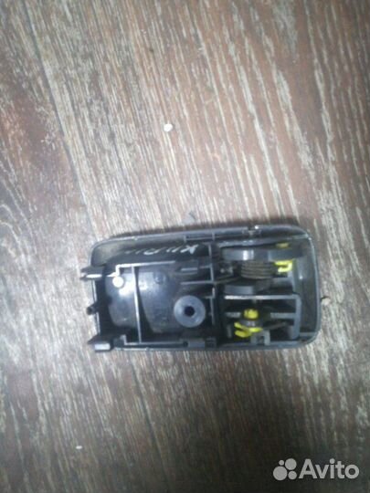 Ручка двери внутренняя Toyota Carina ST180 3SFE