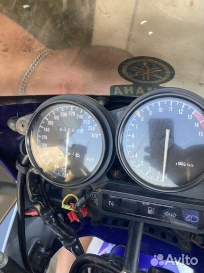 Yamaha yzf750r