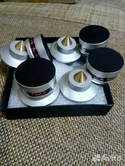 Ножки шипы подставки для аппаратуры