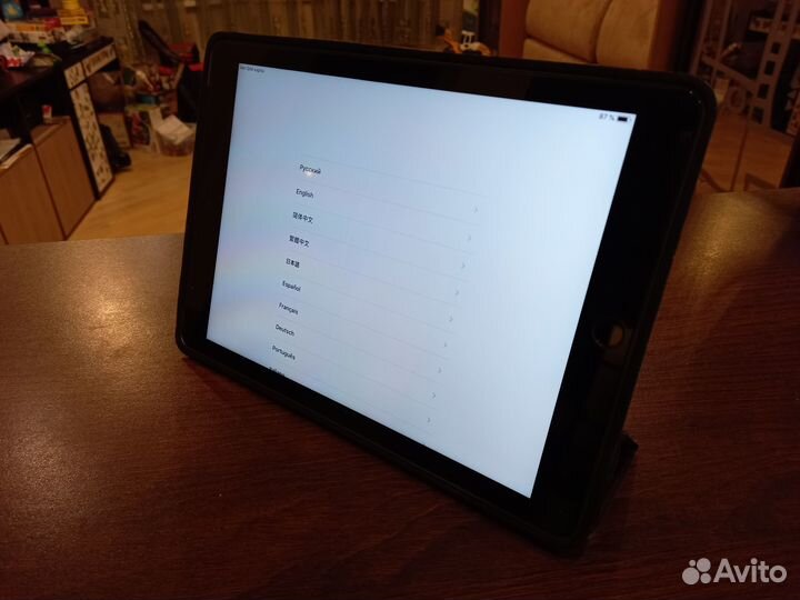 Планшет iPad 6th generation WI-FI + Cellular 32 гб