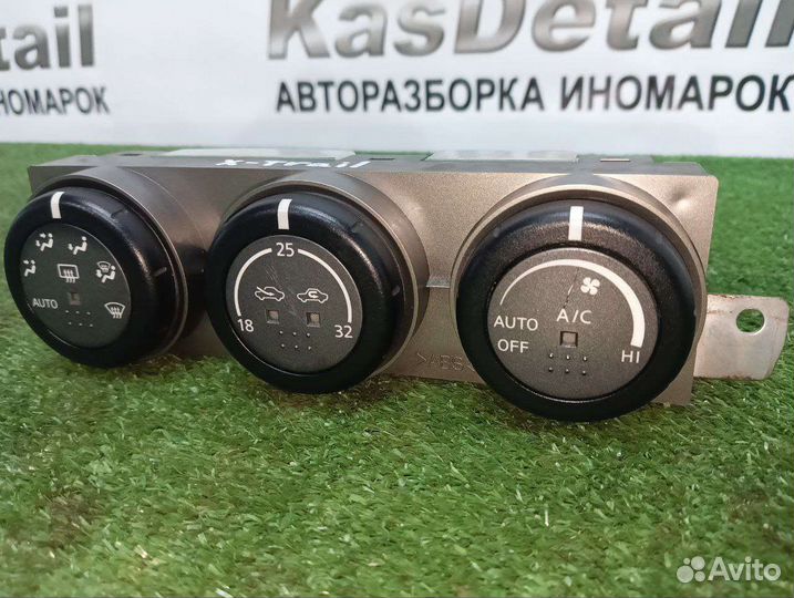 Блок управления печкой/климатом Nissan X-trail