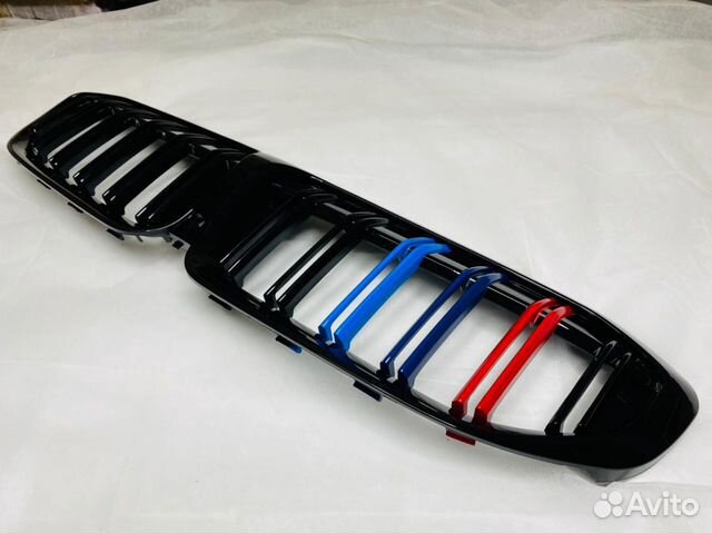 Решетка радиатора G20 G28 М триколор