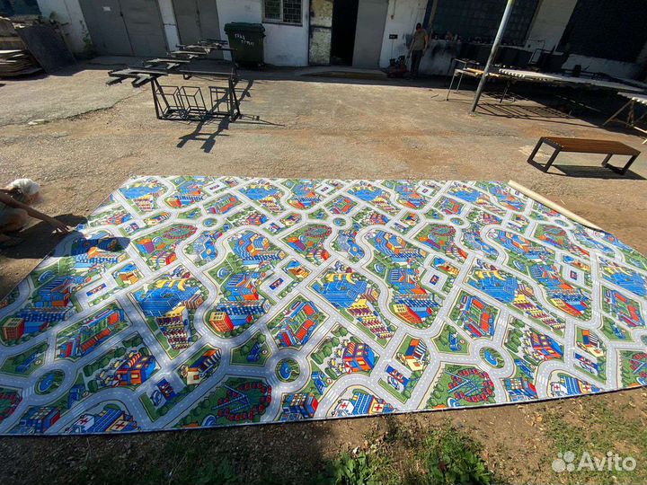 Ковер детский новый