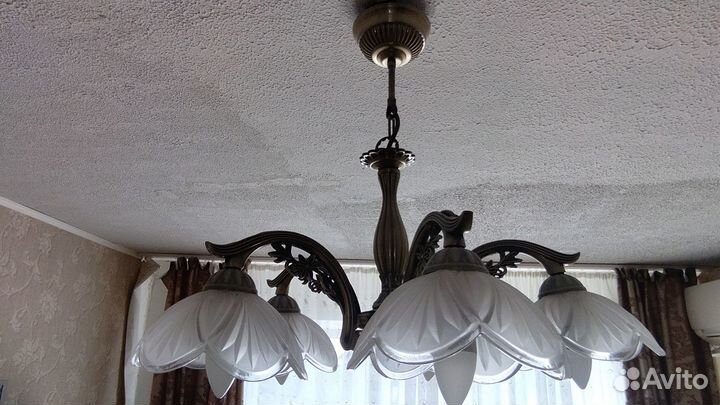 Люстра потолочная бу