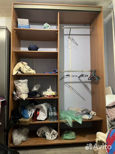 Шкаф бу без дверок