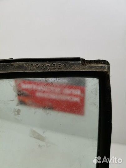 Стекло двери заднее правое