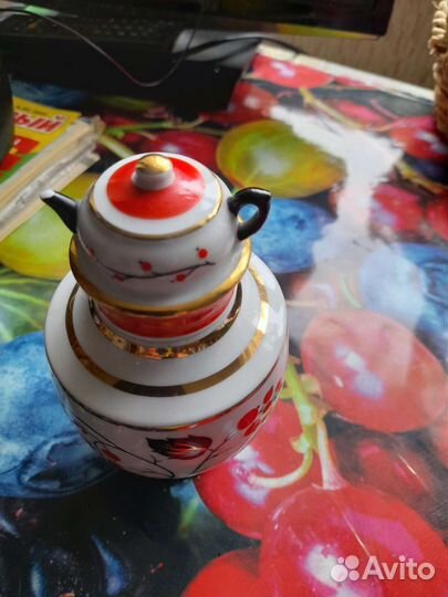 Сувенир Самовар из фарфора