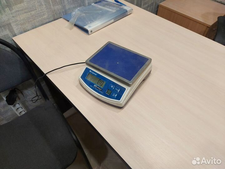 Настольные фасовочные весы Мидл до 1,5кг б/у