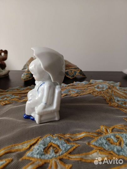 Статуэтки. Фарфор