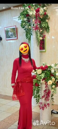 Вечернее платье