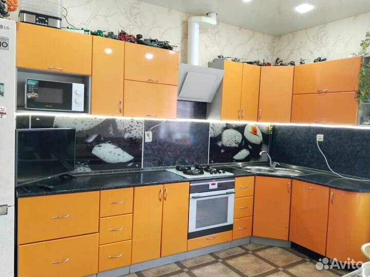 Кухонный гарнитур угловой бу