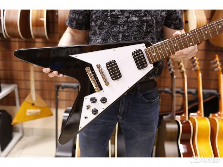 Caraya E235BK электрогитара