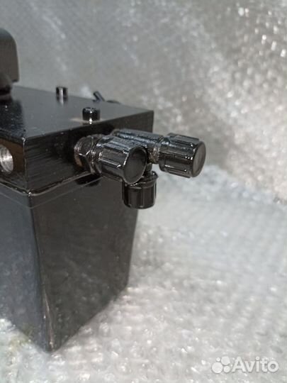 Насос подъема кабины RVI Midliner/Maxter/Magnum