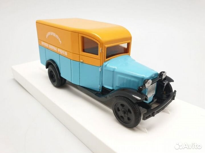 Горьковский автомобиль аа Авторефрижератор