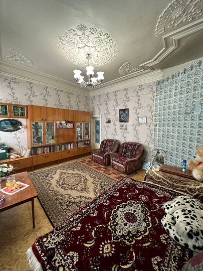 2-к. квартира, 70,2 м², 2/2 эт.