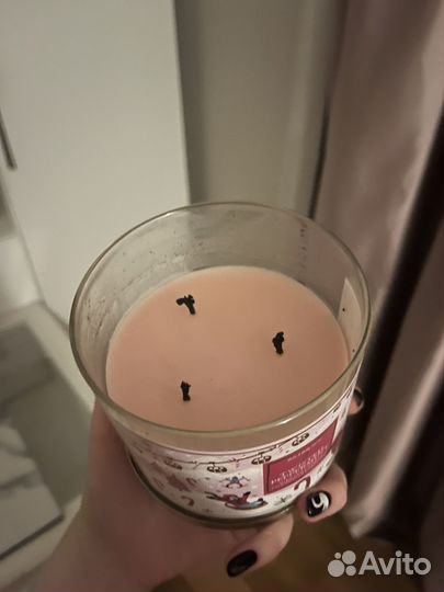 Bath and body works свеча